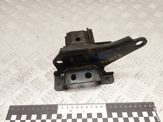 подушка крепления двигателя Toyota RAV4 2 поколение (XA20) 2003, 2.0 л., 1CD-FTV, дизель, МКПП, внедорожник 5 дв., 1237227050, 1237228030