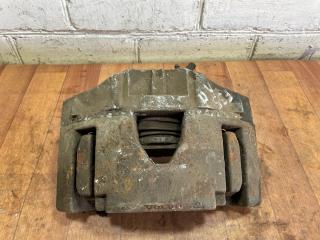 суппорт передний левый Volvo XC90 1 поколение 2005, 2.4 л., D 5244 T, дизель, МКПП, внедорожник 5 дв., полный привод, правый руль, 30657303959