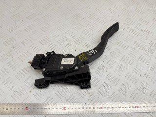 педаль Smart Forfour 1 поколение 2004, 1.3 л., бензин, МКПП, MN125792, A4543000304