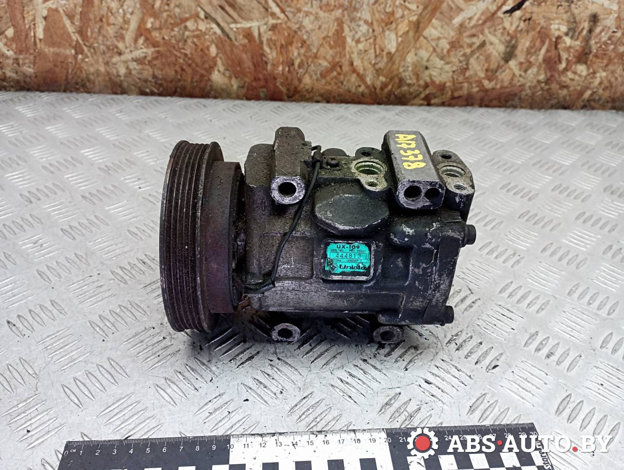 компрессор кондиционера Mitsubishi Pajero 2 поколение 1996, 2.5 л., дизель, NAIGBMG18, UX109 - фото №1