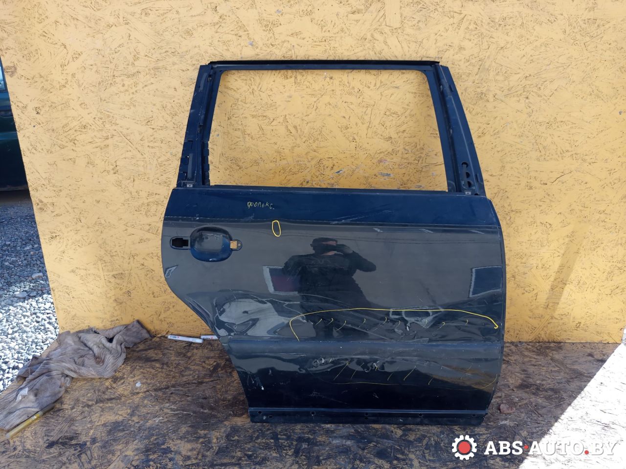 дверь задняя правая Volkswagen Passat B5 2000, универсал - фото №1