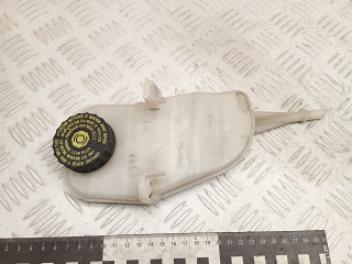 бачок тормозной жидкости Peugeot 308 T7 2010, 2.0 л., RHR (DW10BTED4), дизель, МКПП, универсал, 0204254192