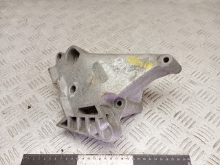 кронштейн двигателя Skoda Octavia 2 поколение (A5) 2007, 2.0 л., дизель, 03G199207G