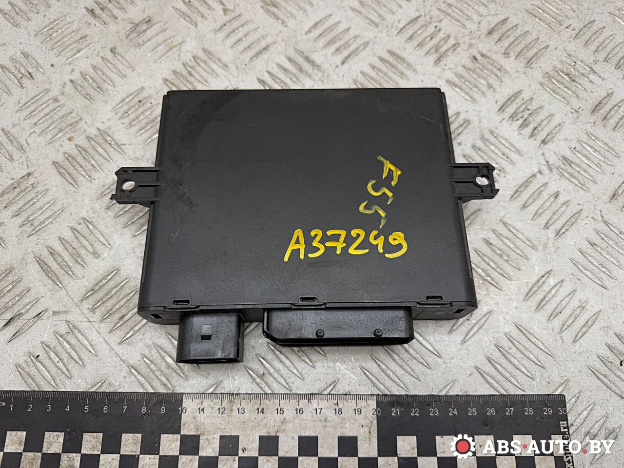 блок управления центральным замком Volkswagen Touareg 1 поколение 2006, 2.5 л., BAC, дизель, МКПП, внедорожник 5 дв., 3D0909139, 5WK48494 - фото №1