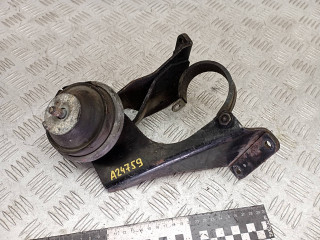 подушка крепления двигателя Opel Omega B 1998, 2.0 л., бензин, 90235055, 90235056