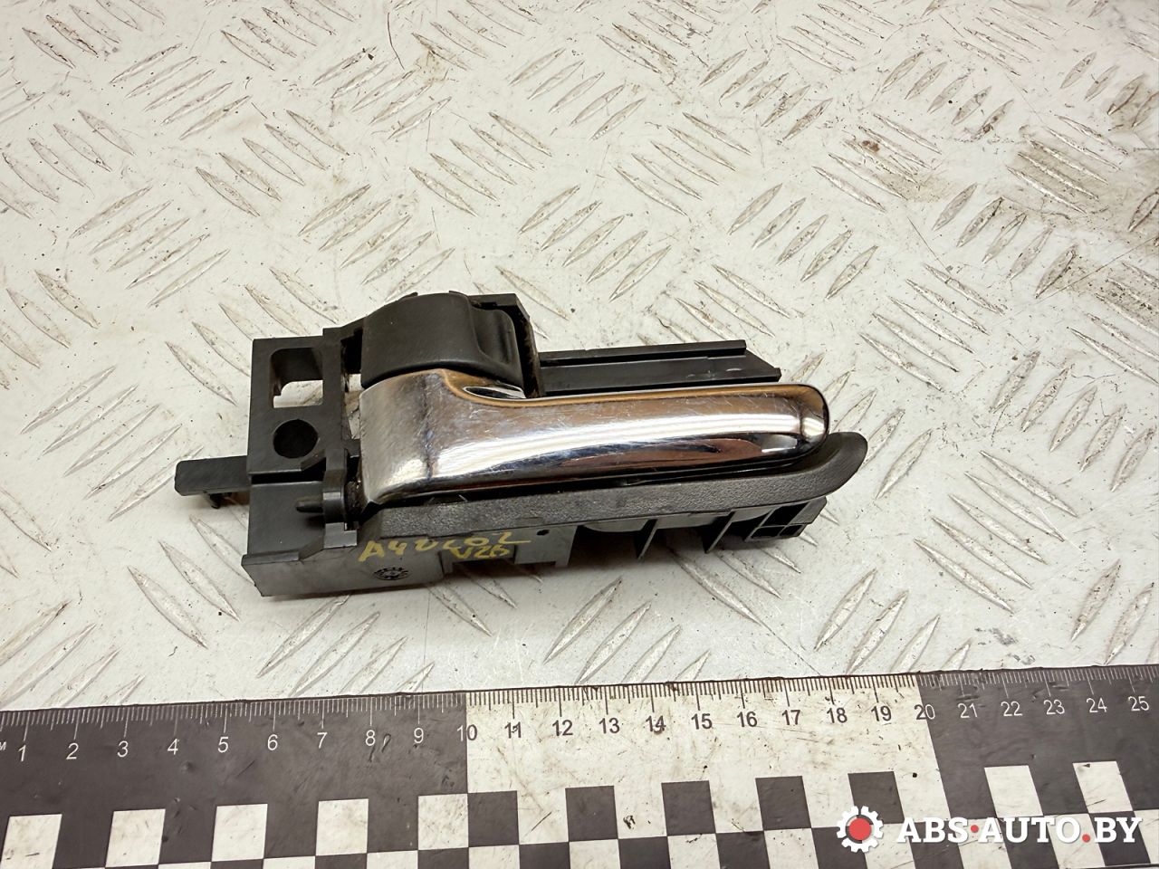 ручка внутренняя передняя левая Toyota Avensis 2 поколение (T250) 2006, 2.0 л., 1CD-FTV, дизель, МКПП, универсал, 50594A1 - фото №1