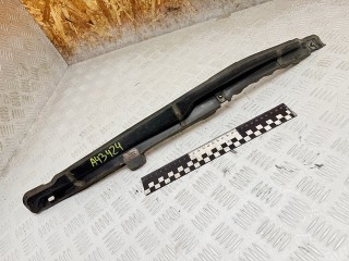 пыльник переднего крыла Citroen C4 Grand Picasso 1 поколение 2006, 1.8 л., 6FY (EW7A), бензин, МКПП, 9656582180