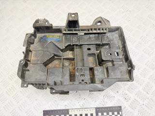 полка аккумулятора Jeep Cherokee 5 поколение 2016, 2.0 л., EBT, дизель, АКПП, внедорожник 5 дв., 68186053AB