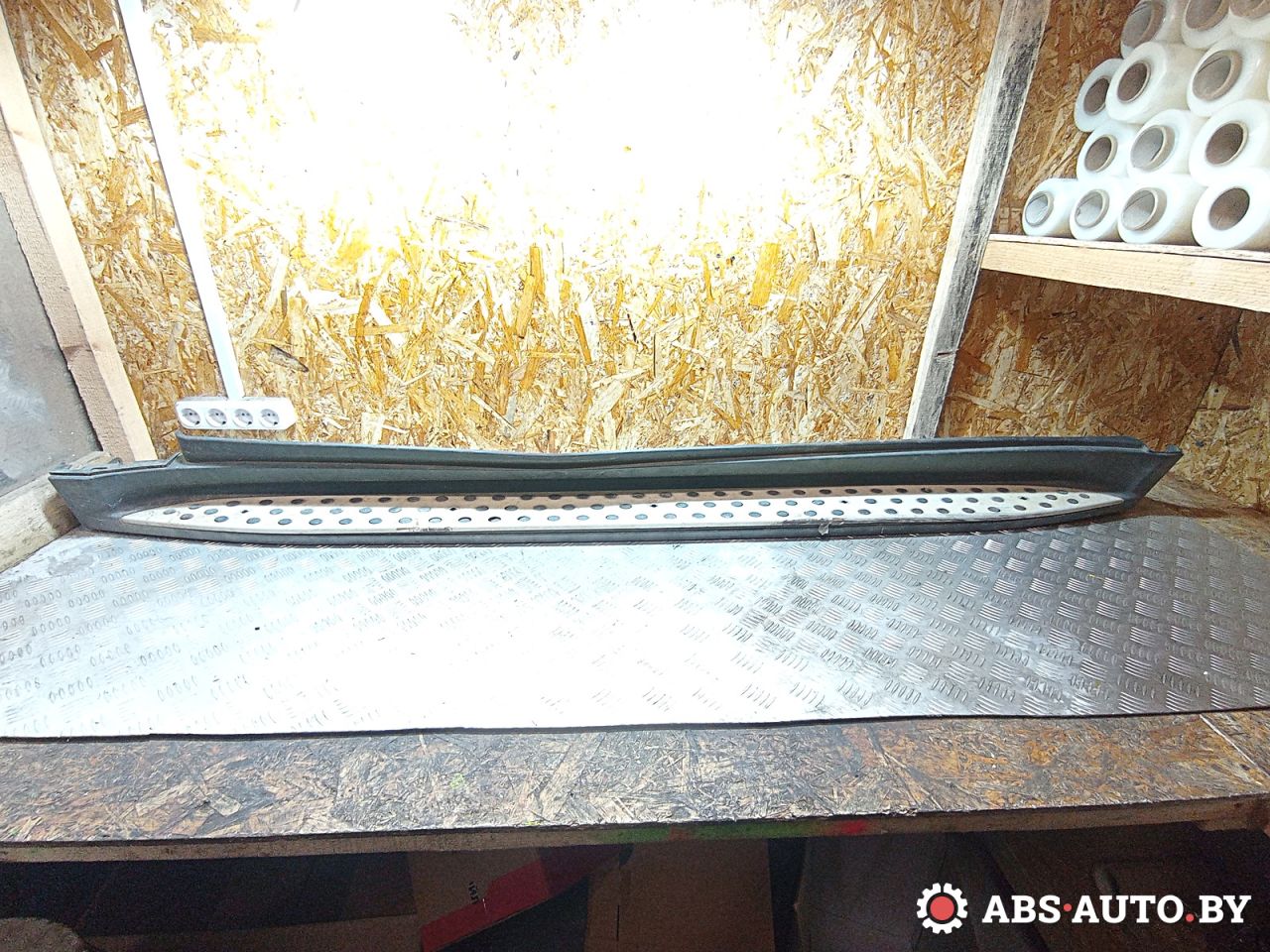 Накладка на порог наружная левая Mercedes-Benz M-Класс W164 2008, 3.0 л., OM642 DE30LA, дизель, АКПП, хетчбэк 5 дв., 06070270025, A1646901375 - фото №1