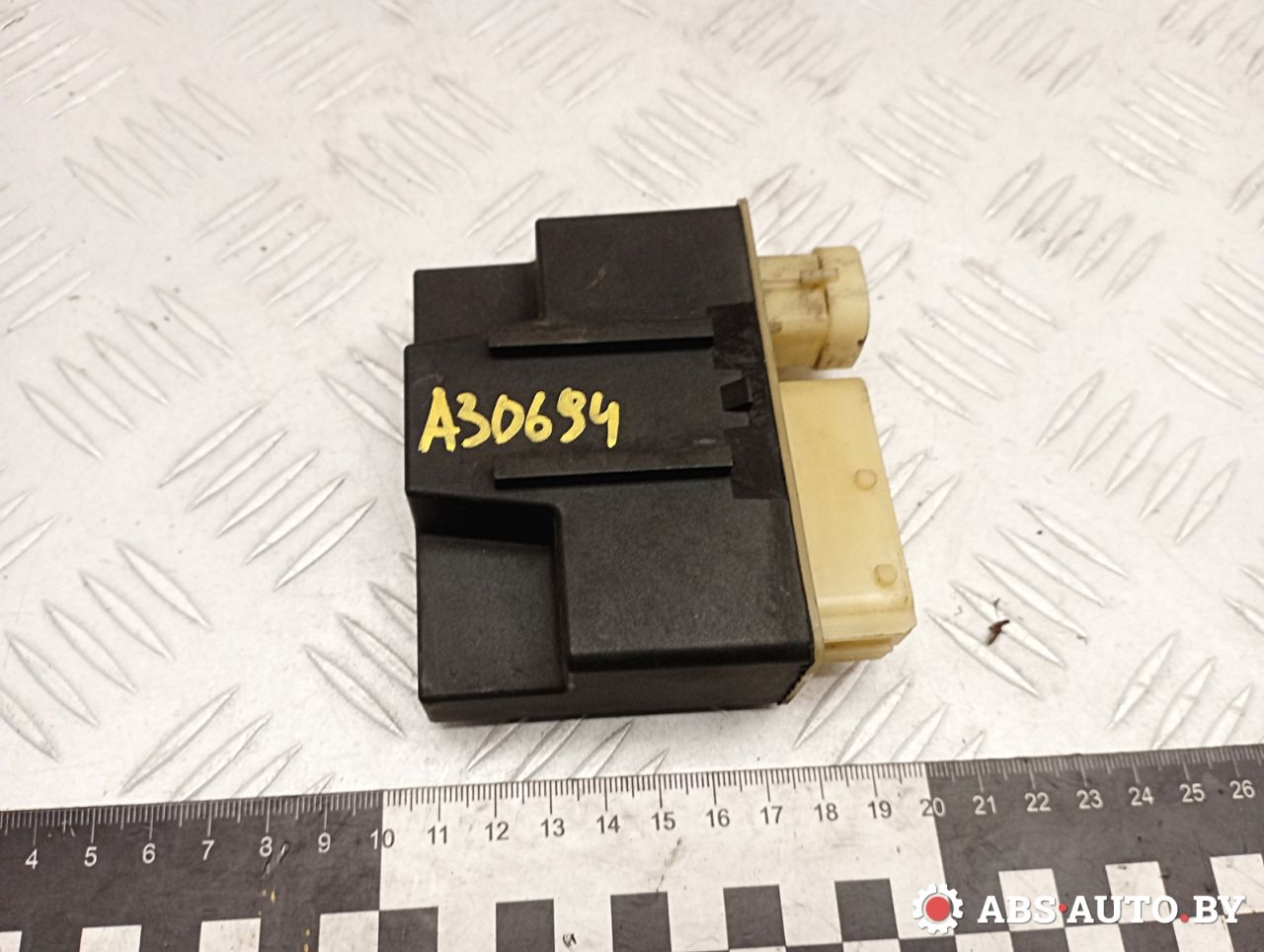 вентилятор радиатора Citroen C5 2 поколение 2016, 2.0 л., AHW (DW10FC), дизель, АКПП, универсал, 9652021180, 018010951 - фото №1