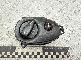 переключатель света Ford Focus 1 поколение [рестайлинг] 2003, 1.6 л., бензин, МКПП, седан, 98AG13A024CH