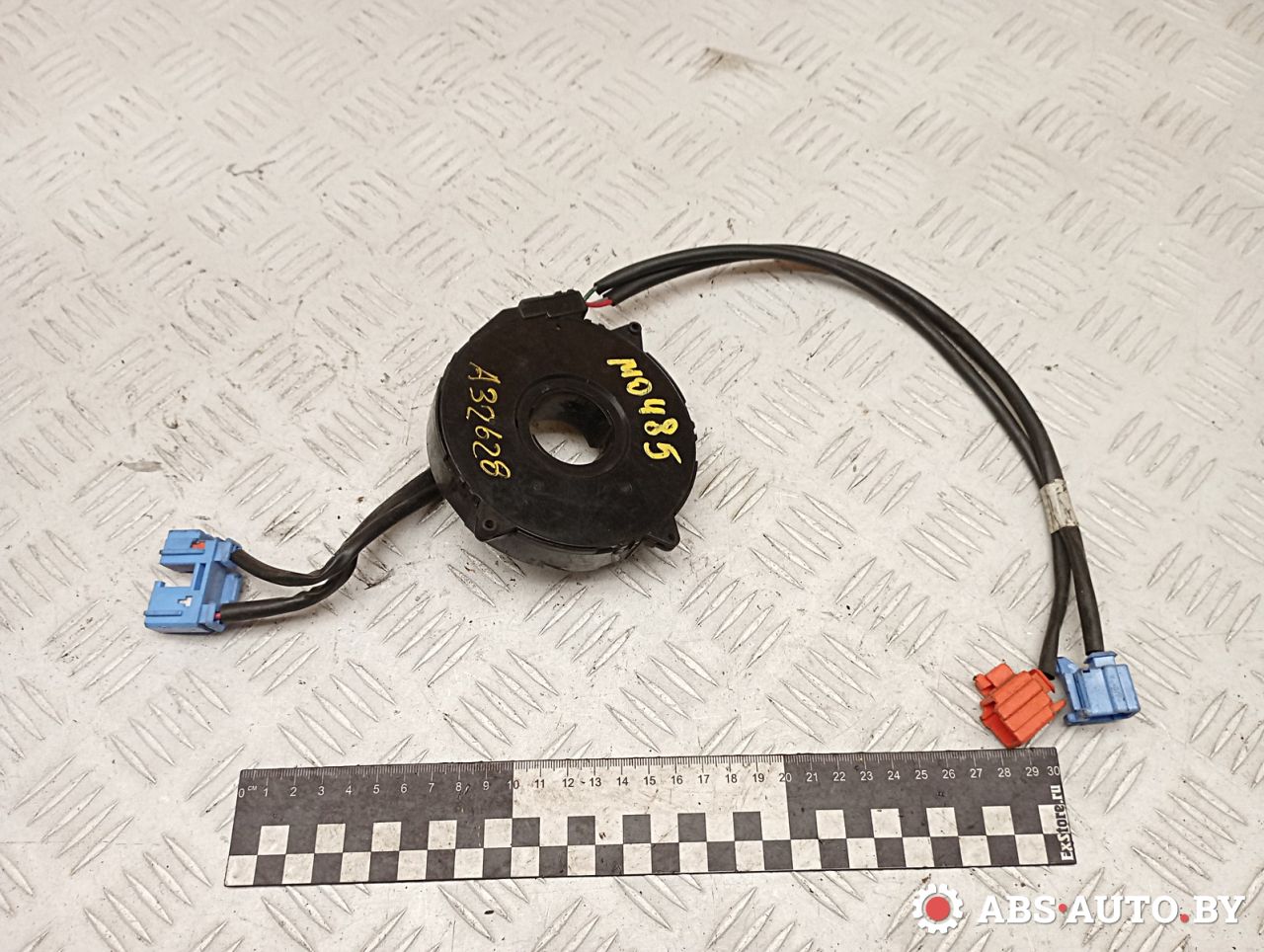 шлейф руля Kia Shuma 1 поколение 2000, 1.5 л., бензин - фото №1