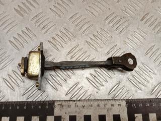 ограничитель открывания двери задней Honda CR-V 2 поколение [рестайлинг] 2005, 2.4 л., бензин, МКПП, внедорожник 5 дв.