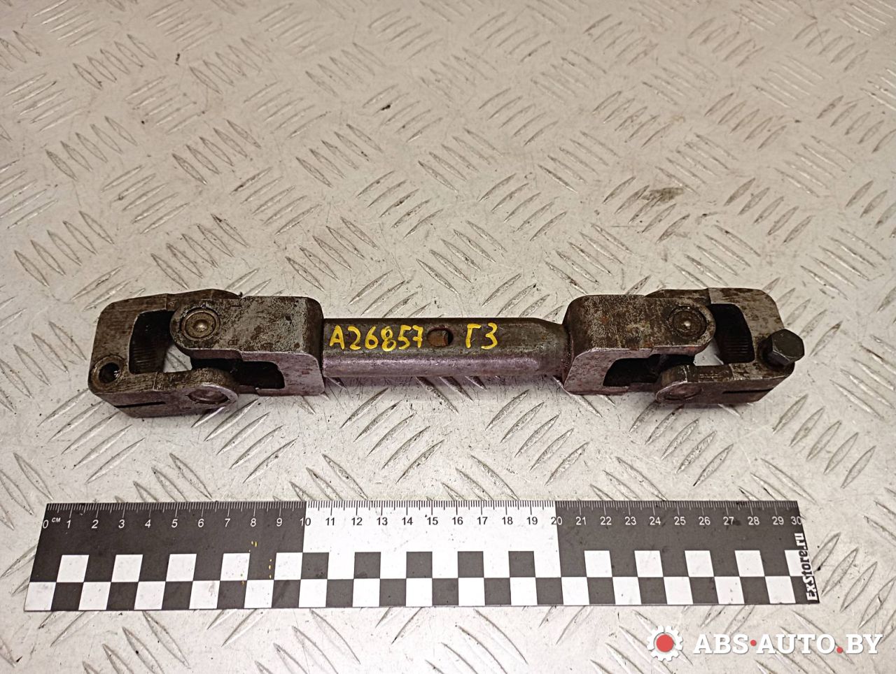 рулевой карданчик Volkswagen Golf 3 поколение 1995, 1.9 л., дизель - фото №1