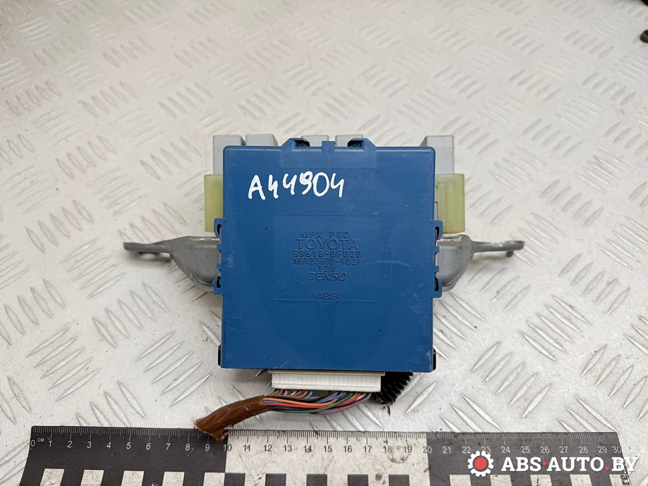 блок комфорта Toyota Corolla Verso 2 поколение AR10 2004, 2.0 л., 1CD-FTV, дизель, МКПП, минивэн, 896180F020, MB1238009021 - фото №1