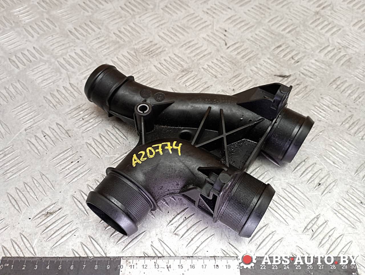 патрубок интеркулера Peugeot 3008 1 поколение 2011, 1.6 л., дизель, робот, передний привод, правый руль, 9678406580, 967840658000 - фото №1