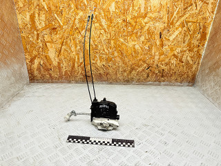 замок двери передней правой Peugeot 4007 1 поколение 2011, 2.2 л., 4HN (DW12MTED4), дизель, МКПП, внедорожник 5 дв., правый руль, 9136EC