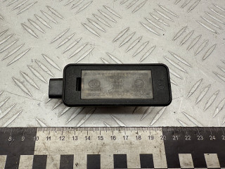 подсветка номера Citroen C5 2 поколение 2010, 2.0 л., RHR (DW10BTED4), дизель, МКПП, универсал, 9682403680