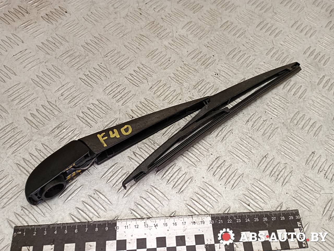 щеткодержатель задний Toyota RAV4 3 поколение (XA30) 2008, 2.2 л., D-4D, 2AD-FTV, дизель, МКПП, внедорожник 5 дв., 06965 - фото №1