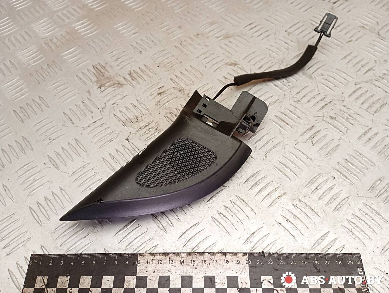 динамик высокочастотный (пищалка) Volkswagen Golf 5 поколение 2007, 1K0035411C, 1KO035411C, 1K0837994B - фото №1