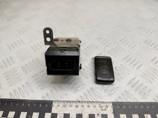 замок зажигания Toyota Corolla Verso 2 поколение AR10 2004, 2.0 л., 1CD-FTV, дизель, МКПП, минивэн, 626399000, RI24KTY