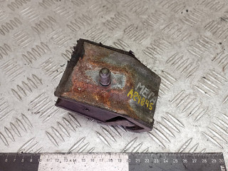 подушка крепления двигателя Renault Megane 1 поколение 1999, 1.6 л., бензин, 7700801543