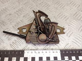 замок капота Volkswagen Passat B3 1993, 867823509