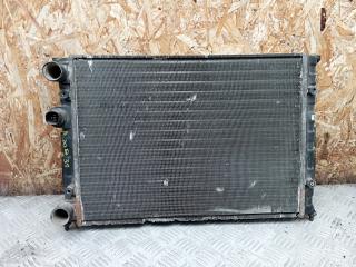 радиатор (основной) Volkswagen Golf 3 поколение 1998, 1.8 л., бензин