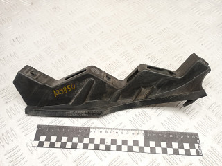 Крепление бампера переднего Volkswagen Passat B6 2009, 2.0 л., дизель, МКПП, универсал, 3C0807889A