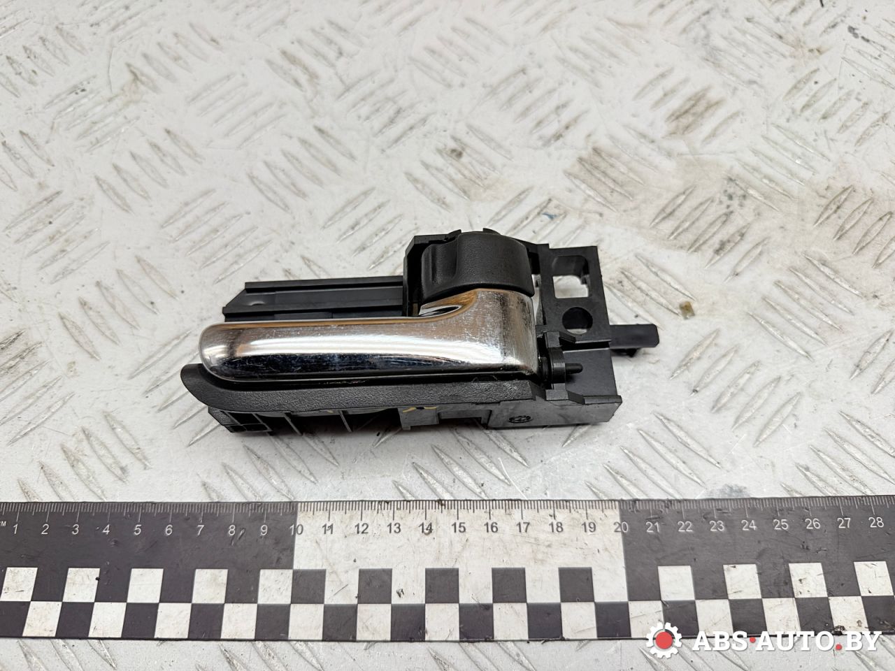 ручка внутренняя передняя правая Toyota Avensis 2 поколение (T250) 2006, 2.0 л., 1CD-FTV, дизель, МКПП, универсал, 50594A2 - фото №1