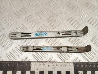 крепление фары правой Volvo XC90 1 поколение 2005, 2.4 л., D 5244 T, дизель, АКПП, внедорожник 5 дв., полный подключаемый привод, правый руль, 8637181, 8637182