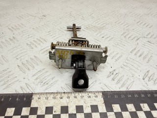 ограничитель открывания двери задней Peugeot 3008 1 поколение 2012, 1.6 л., 9HR (DV6C), дизель, робот, 9181Q1