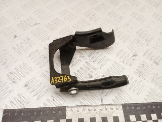 Крепление бампера переднего Audi 80 8C/B4 1995