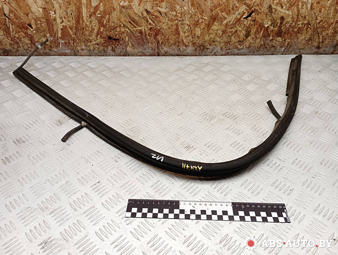 уплотнитель подкапотного пространства Citroen C5 1 поколение 2002, 2.2 л., дизель, МКПП, универсал - фото №1