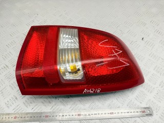 фонарь задний правый Nissan Primera P12 2002, 2.2 л., YD22DDT, дизель, МКПП, седан