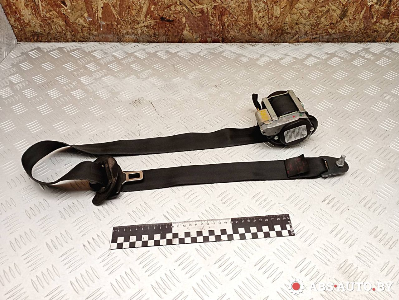 ремень безопасности Peugeot 308 T9 2014, 1.6 л., дизель, МКПП, хетчбэк 5 дв., правый руль, E20611070, 6212370AA, 96776852XX, 622193000 - фото №1