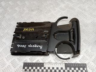 подстаканник Chrysler Voyager 4 поколение [рестайлинг] 2005, 586221