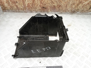 полка аккумулятора Peugeot 3008 1 поколение 2012, 1.6 л., дизель, робот, передний привод, правый руль, 9687472580