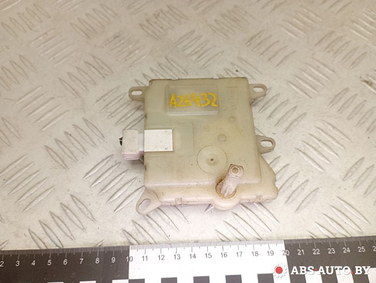 моторчик заслонки печки Ford Galaxy 1 поколение 1998, 2.0 л., бензин, 95NW19E616RA - фото №1