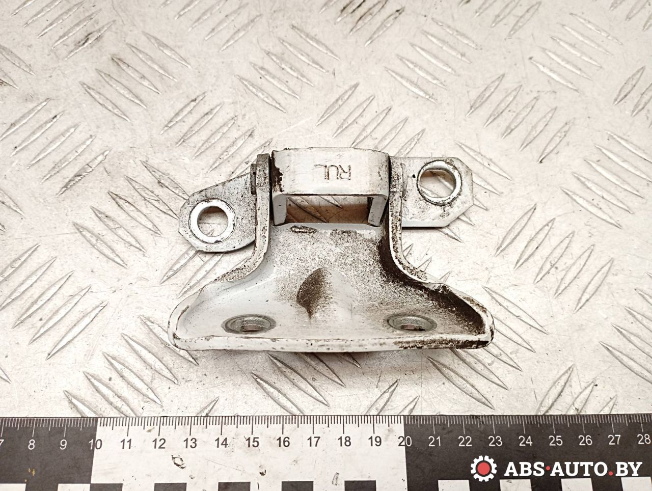 петля двери Hyundai Elantra HD 2008, 1.6 л., бензин, МКПП - фото №1