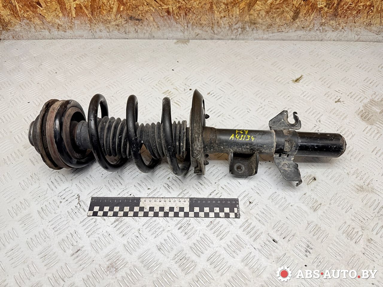 стойка амортизатора Jeep Cherokee 5 поколение 2016, 2.0 л., EBT, дизель, АКПП, внедорожник 5 дв., 55553E, 05168708AB, 05168590AF, 1A16848A, 1A16030AR - фото №1