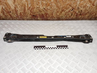 планка под капот Toyota RAV4 2 поколение (XA20) [рестайлинг] 2005, 2.0 л., 1CD-FTV, дизель, МКПП, внедорожник 5 дв.