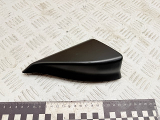 молдинг двери передней правой Volvo V50 1 поколение [рестайлинг] 2008, 2.4 л., B 5244 S4, бензин, МКПП, универсал, 8679176