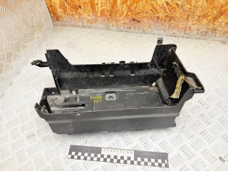 полка аккумулятора Opel Insignia 1 поколение (A) [рестайлинг] 2013, 2.0 л., A 20 DTE, дизель, МКПП, универсал, 13448185, 23128536, 23128538, 23128539