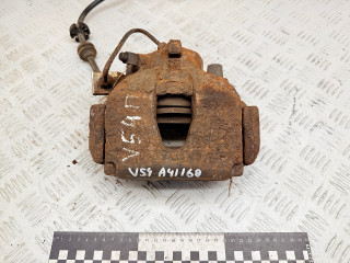 суппорт передний правый Renault Laguna 2 поколение 2002, 1.9 л., F9Q 750, дизель, МКПП, хетчбэк 5 дв., передний привод, 7701049104