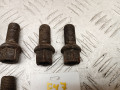 болт колесный Volkswagen Passat B6 2009, 2.0 л., дизель, МКПП, универсал, 3C1837756K, 980852123, 1K0959792N, 1K0959702AC - фото №2