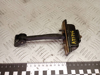 ограничитель открывания двери Mercedes-Benz M-Класс W163 [рестайлинг] W163 2004, 2.7 л., дизель, АКПП, внедорожник 5 дв., полный привод, A1637200016