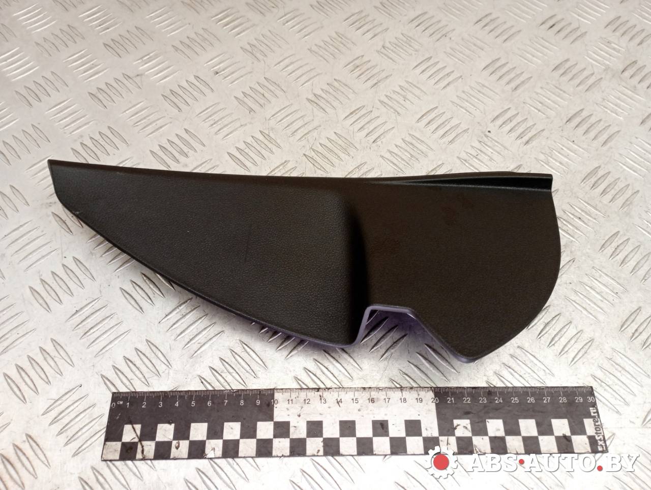 накладка на торпедо (консоль) Peugeot 5008 1 поколение 2011, 1.6 л., дизель, МКПП, передний привод, 9685049977 - фото №1