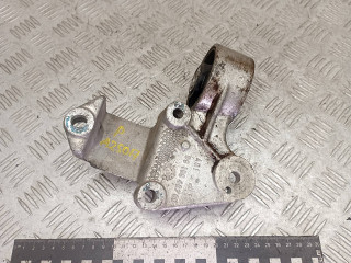 кронштейн двигателя Citroen Xantia 1 поколение [рестайлинг] 1999, 2.1 л., дизель, 9616848780