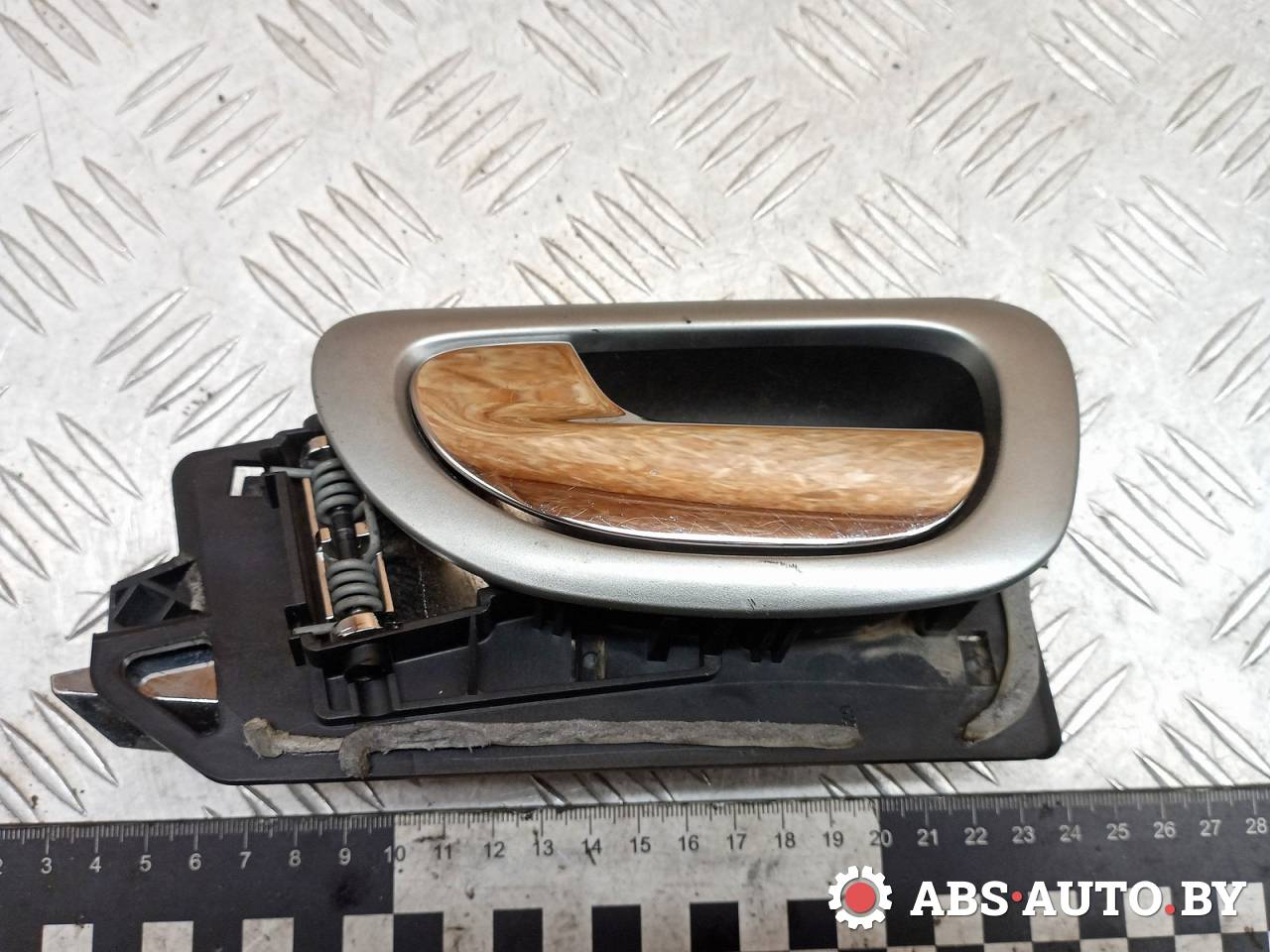 ручка внутренняя передняя левая Peugeot 307 1 поколение 2005, 2.0 л., бензин, АКПП, универсал, 9643604577, 9634769877 - фото №1